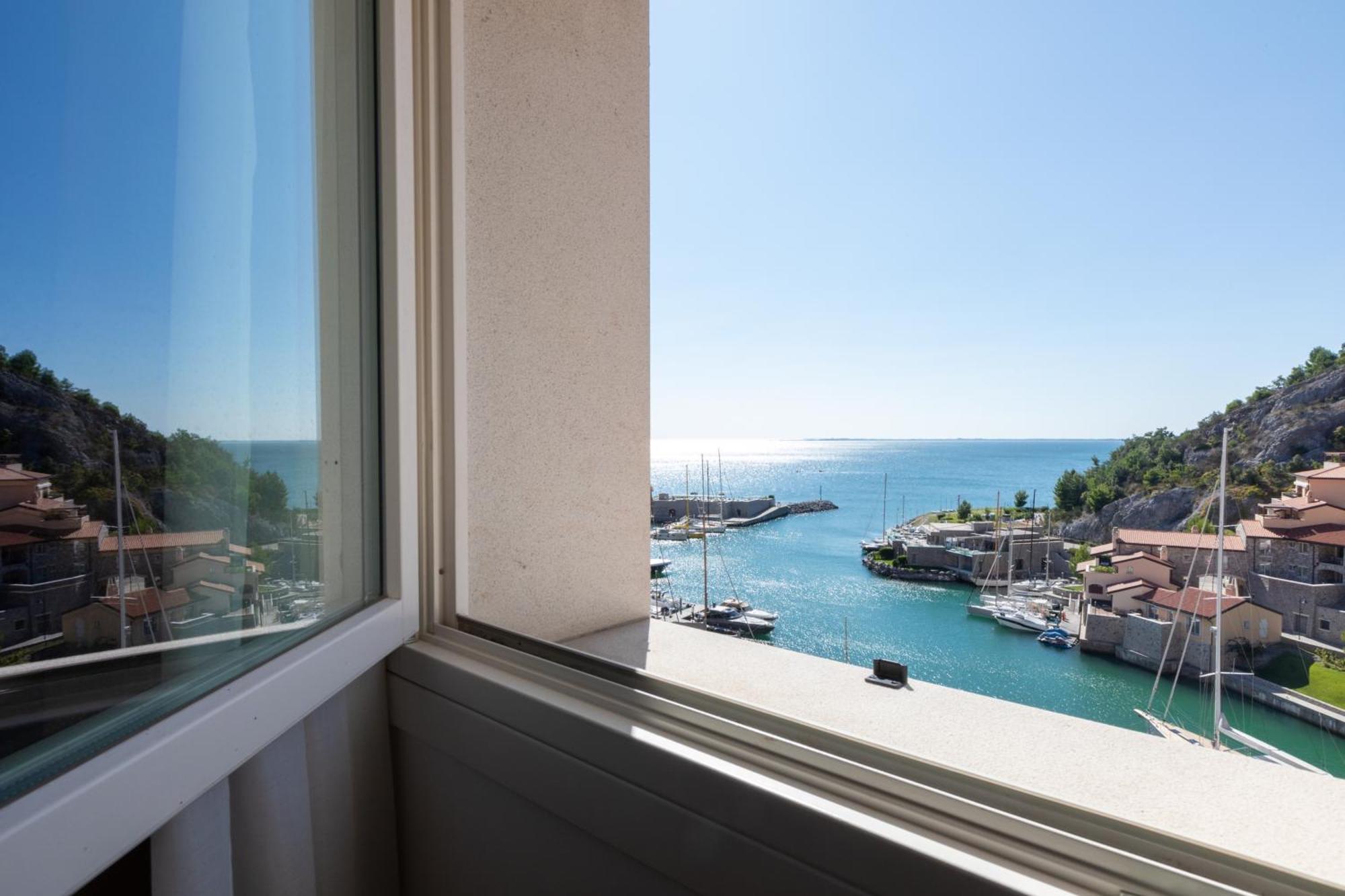 Portopiccolo Avolare Apartments In Borgo - Beach Included Sistiana Exterior foto